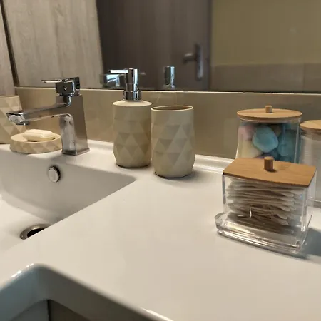 Castello Di 아파트 Lafki